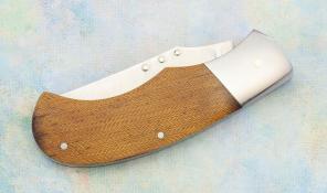 Mustang 2 in Vintage Micarta