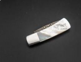 Mariposa and Mother of Pearl