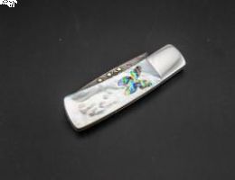 Mariposa and Mother of Pearl