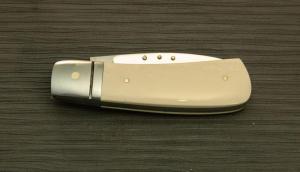 Lake esque Slip Joint in Interior Mammoth Ivory