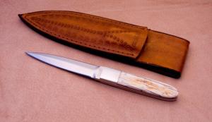 Walrus dagger